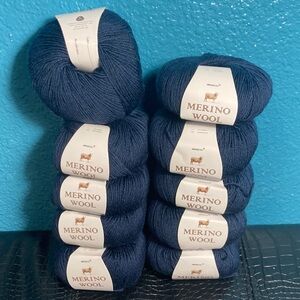 10 NWT (47g+ each:470g+ total) 100% Merino Wool Yarn by Mengchu in Midnight Blue